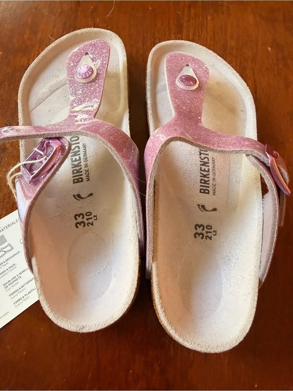 Birkenstock Kids Gizeh Thong Sandals in  Cosmic Sparkle Lavender Glitter sz 33